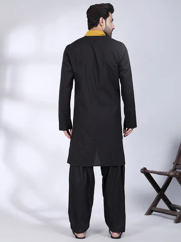 Black_Cotton_Mustard_Contrast_Kurta_For_Men