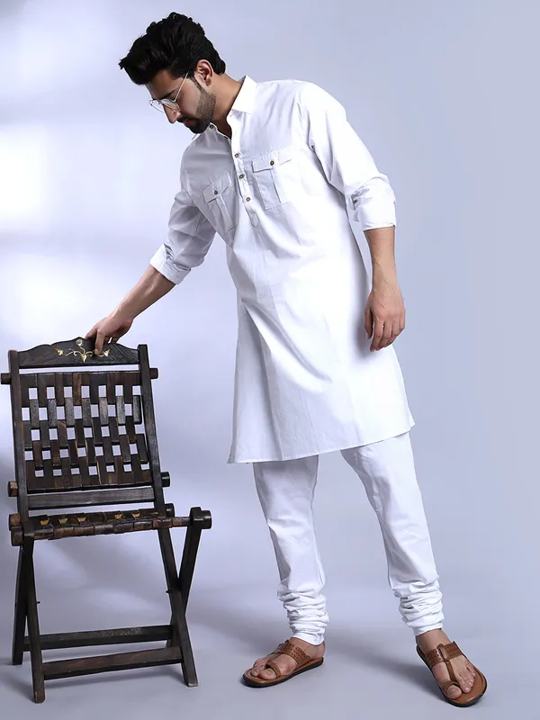 White_Cotton_Double_Pocket_Kurta_For_Men