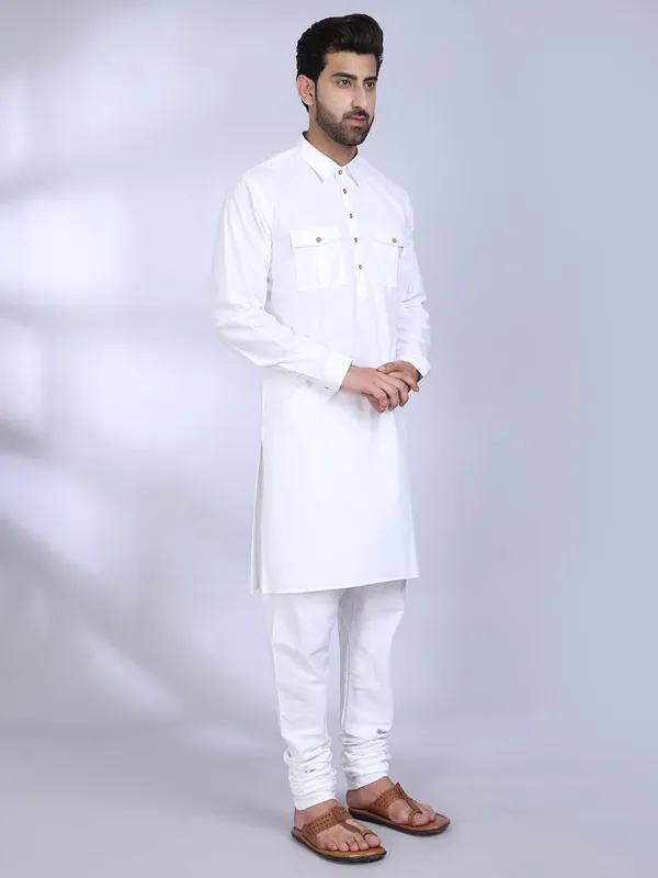 White_Cotton_Double_Pocket_Kurta_For_Men