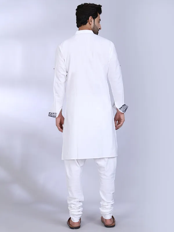 White_Cotton_Kurta_With_Minimalist_Detailing_For_Men