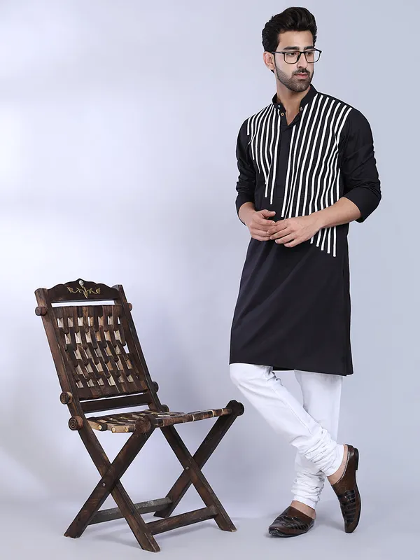 Black_Cotton_Kurta_With_White_Vertical_Stripes_For_Men