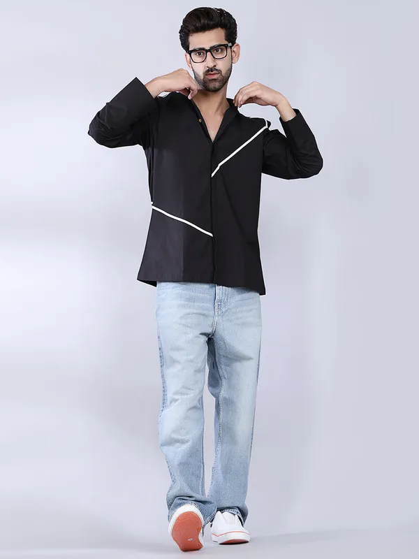 Black_Cotton_Kurta_With_White_Striped_Detailing_For_Men