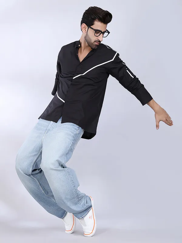 Black_Cotton_Kurta_With_White_Striped_Detailing_For_Men