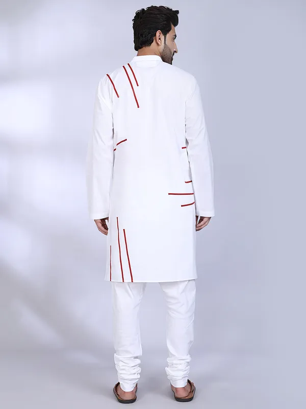 White_Cotton_Kurta_With_Red_Diagonal_Accents_For_Men