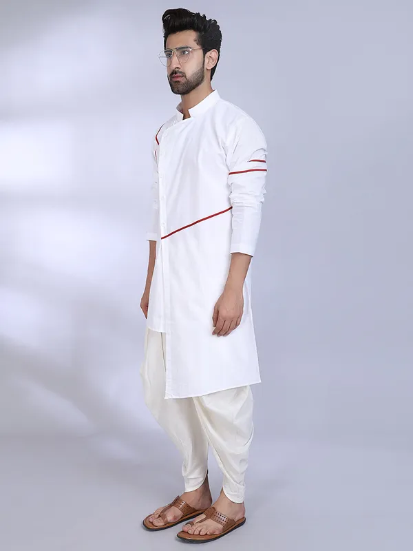 White_Cotton_Kurta_With_Red_Piping_Accents_For_Men