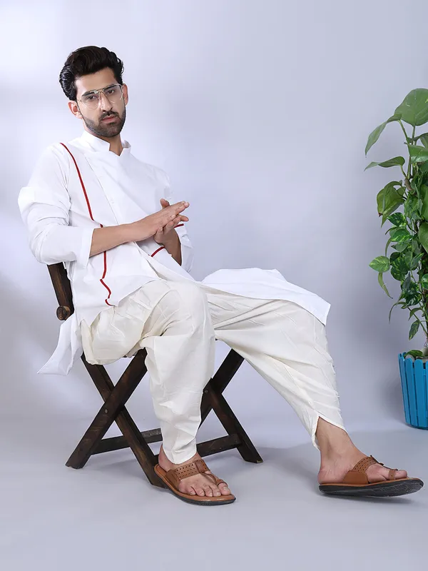 White_Cotton_Kurta_With_Red_Piping_Accents_For_Men