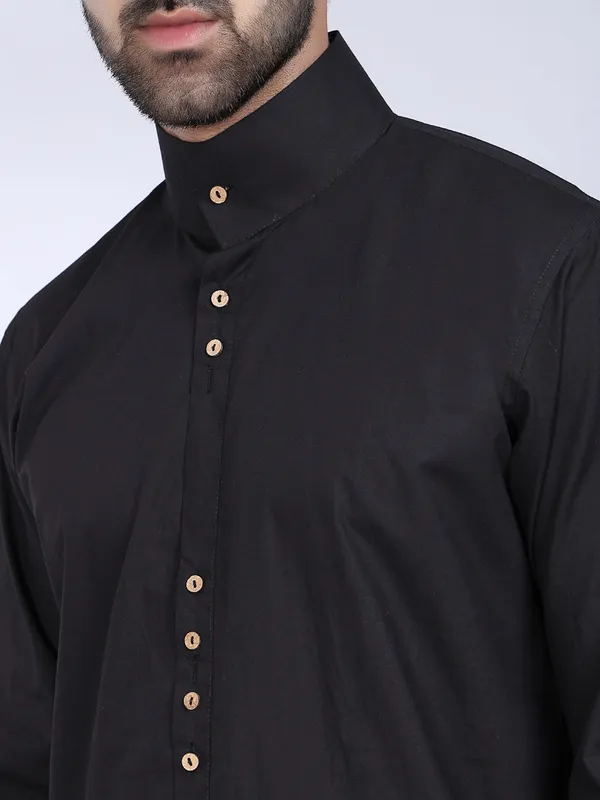Black_Cotton_Casual_Kurta_Shirt_For_Men