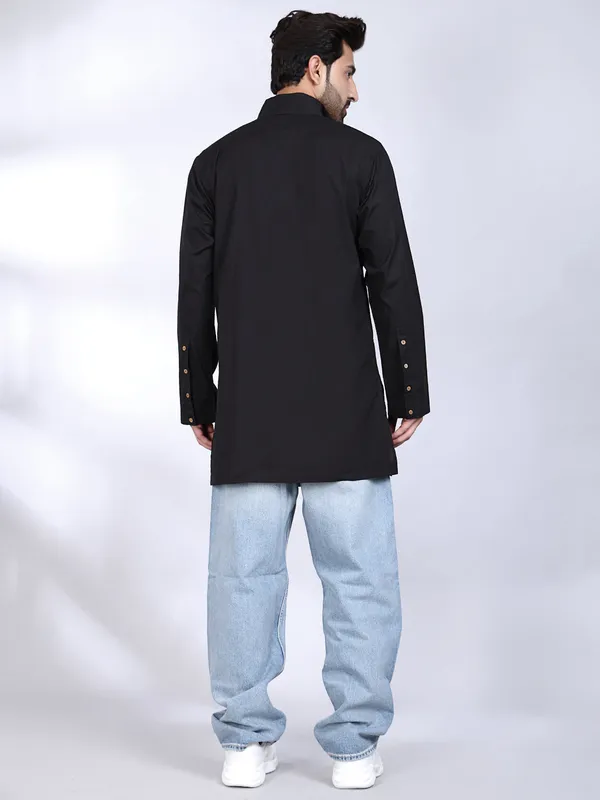 Black_Cotton_Blend_Kurta_With_Dual_Row_Gold_Buttons_For_Men