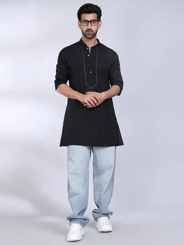 Black_Cotton_Kurta_With_White_Stitch_Detailing_For_Men