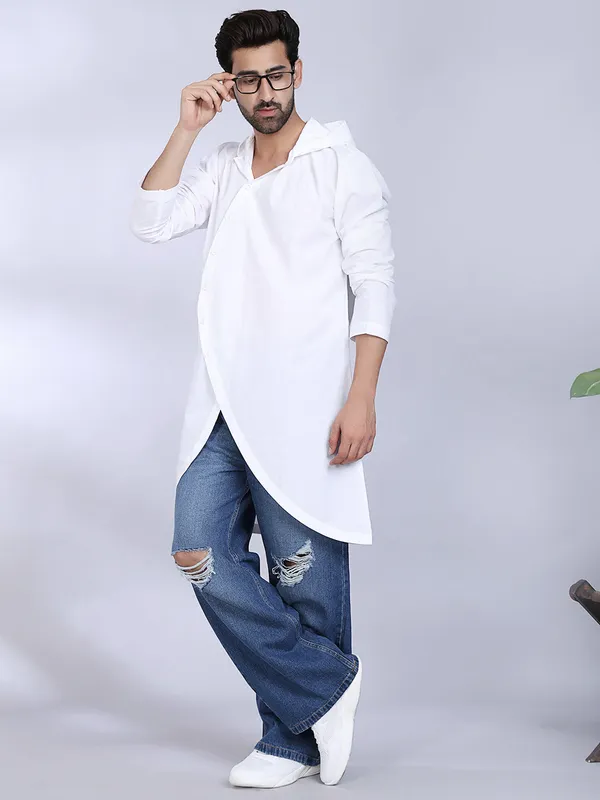 White_Cotton_Asymmetrical_Kurta_With_Curved_Hem_For_Men