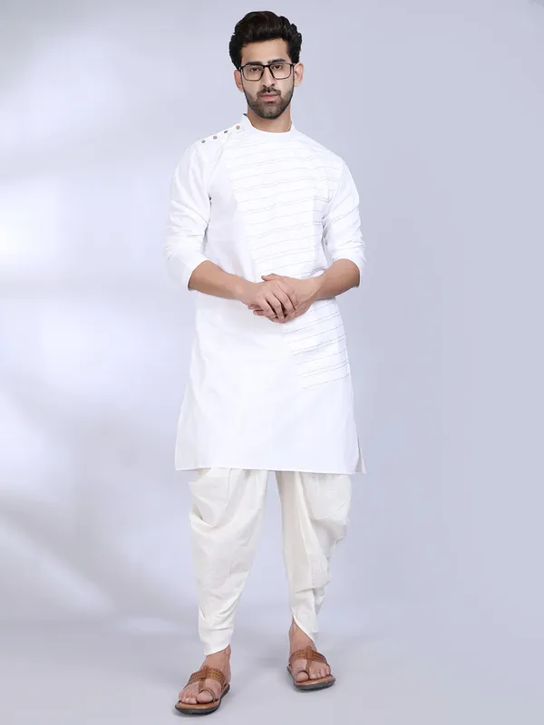 White_Cotton_Kurta_With_Asymmetrical_Panel_Detailing_For_Men