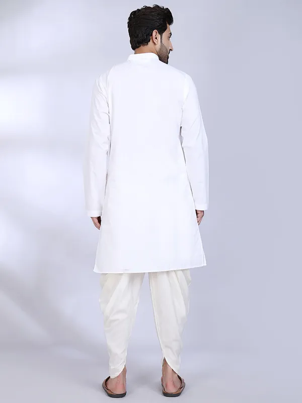 White_Cotton_Kurta_With_Asymmetrical_Panel_Detailing_For_Men