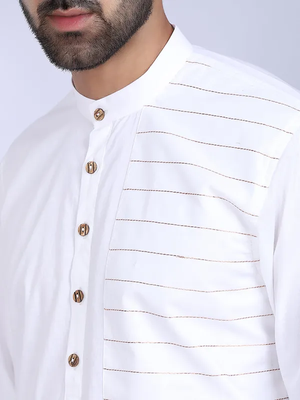 White_Cotton_Kurta_With_Asymmetrical_Panel_Detailing_For_Men