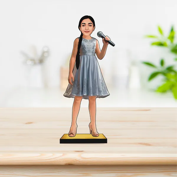 Girl_Singer_Desire_Minify