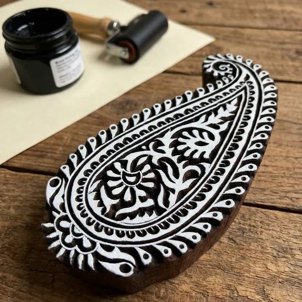 Premium_Hand_Carved_Buta_Wooden_Printing_Block_For_Textile_Art