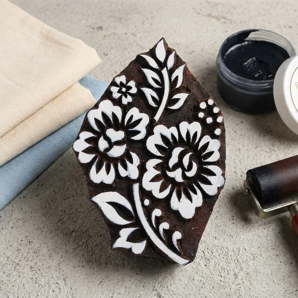 Premium_Hand_Carved_Buta_Wooden_Printing_Block_For_Textile_Art