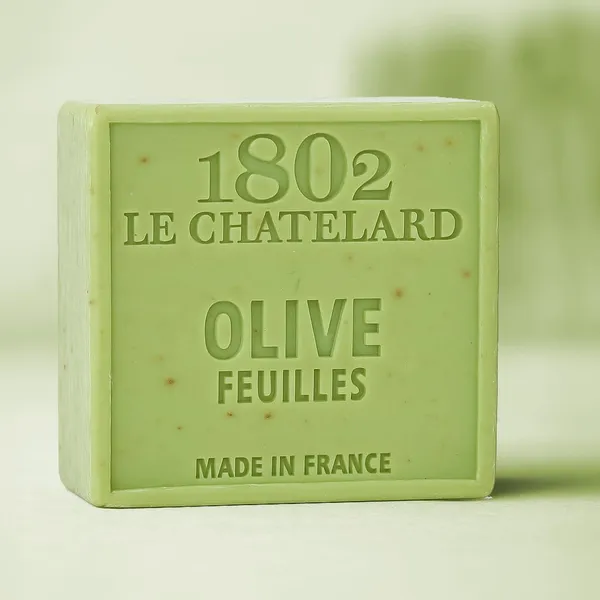 Olive_Leaves_Exfoliating_Soothing_Soap_Bar_For_Unisex