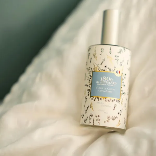 Cotton_Flower_Pillow_Mist_Spray_For_Unisex