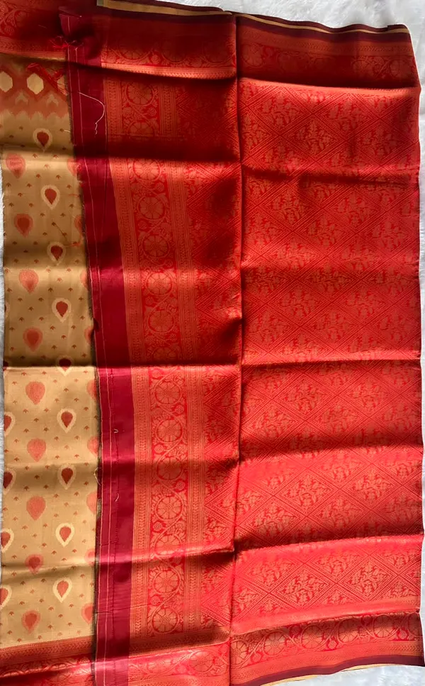 Semi_Banarasi_Zari_Fancy_Designer_Saree_With_Embroidery_Blouse_Piece_1