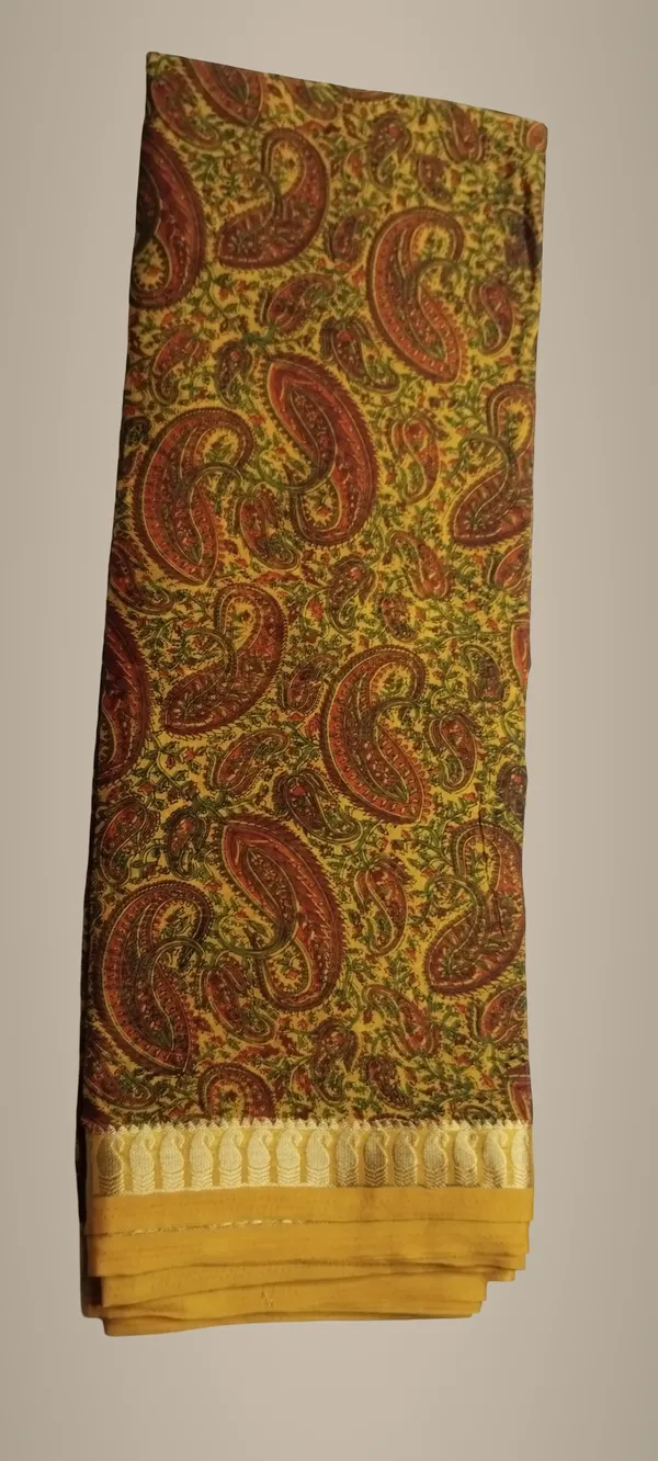 Semi_Crepe_Silk_Saree_Printed_14