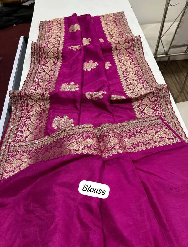 Pink_Russian_Cotton_Silk_Weaving_Saree