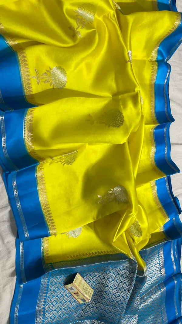 Yellow_And_Blue_Contrast_Colour_Pure_Banarasi_Mango_Silk_Saree