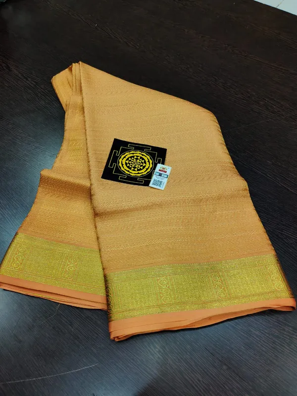 Pure_brocade_Crepe_Silk_Sarees_Silk_Mark_Certified_Lighter_And_Flowy_With_Contrast_Blouse