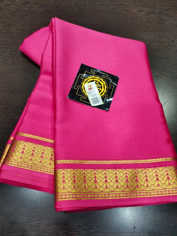 Pure__Crepe_Silk_Sarees_Silk_Mark_Certified_Lighter_And_Flowy_With_Contrast_Blouse