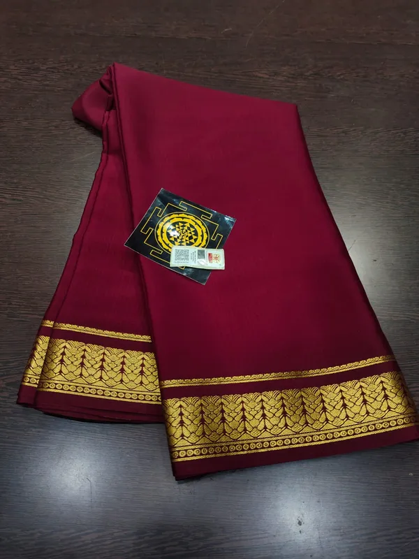 Pure_Crepe_Silk_Sarees_Silk_Mark_Certified_Lighter_And_Flowy_With_Contrast_Blouse