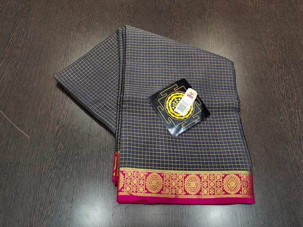 Pure__Crepe_Silk_Sarees_Silk_Mark_Certified_Lighter_And_Flowy_With_Contrast_Blouse
