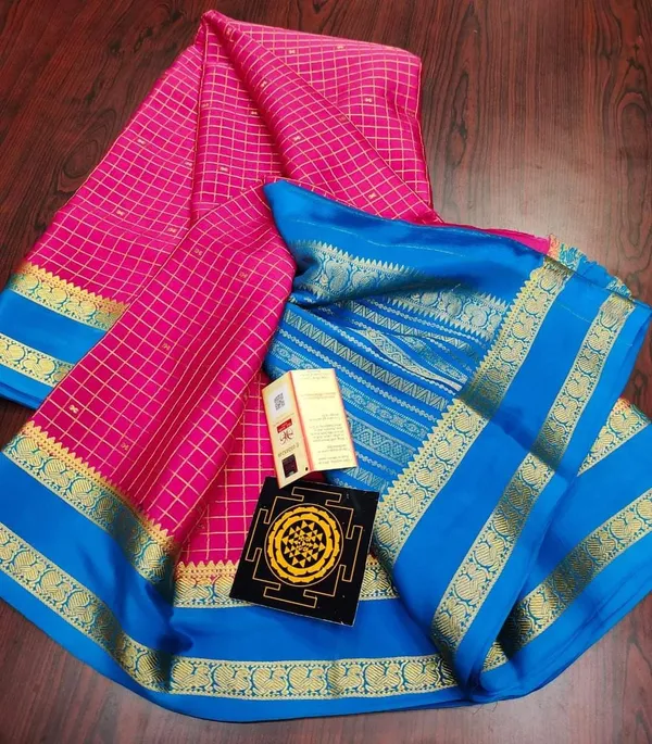 Pure__Crepe_Silk_Sarees_Silk_Mark_Certified_Lighter_And_Flowy_With_Contrast_Blouse