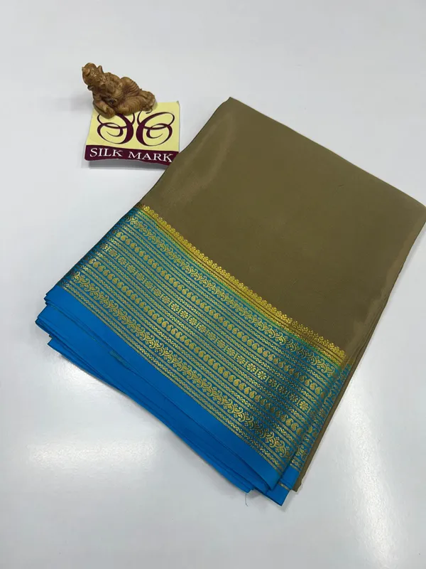 Contrast_Crepe_Silk_Sarees_With_Silk_Mark_Pure_Mysore_Crepe_Silk_Sarees_With_Running_Blouse_Piece