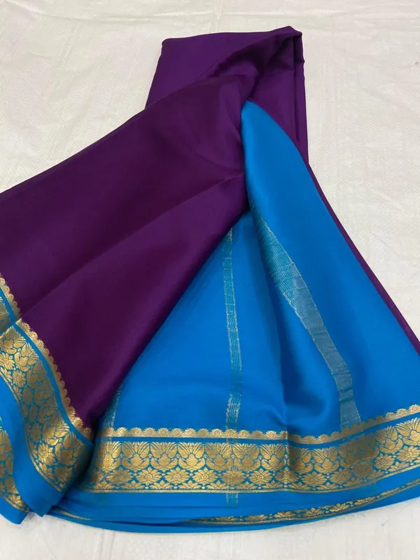 Lightweight_Contrast_Pallu_And_Contrast_Blouse_Pure_Mysore_Crepe_Silk_Sarees