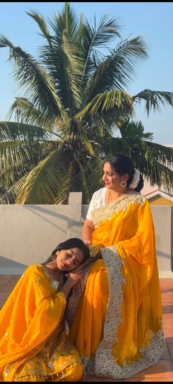 Sushi_Designer_Sarees_Yellow