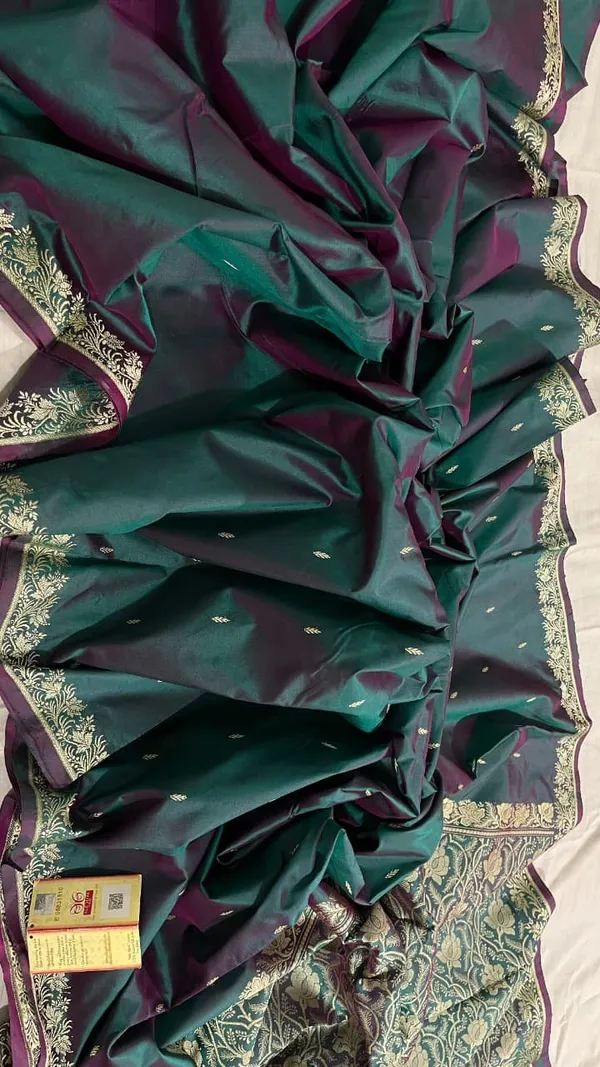 Pure_Handloom_Kanjivaram_Silk_Sarees_Dark_Green