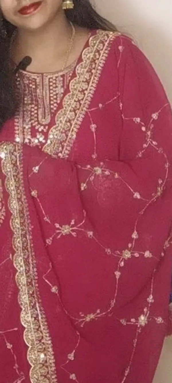 Tomato_Red_Colour_Gown_And_Dupatta
