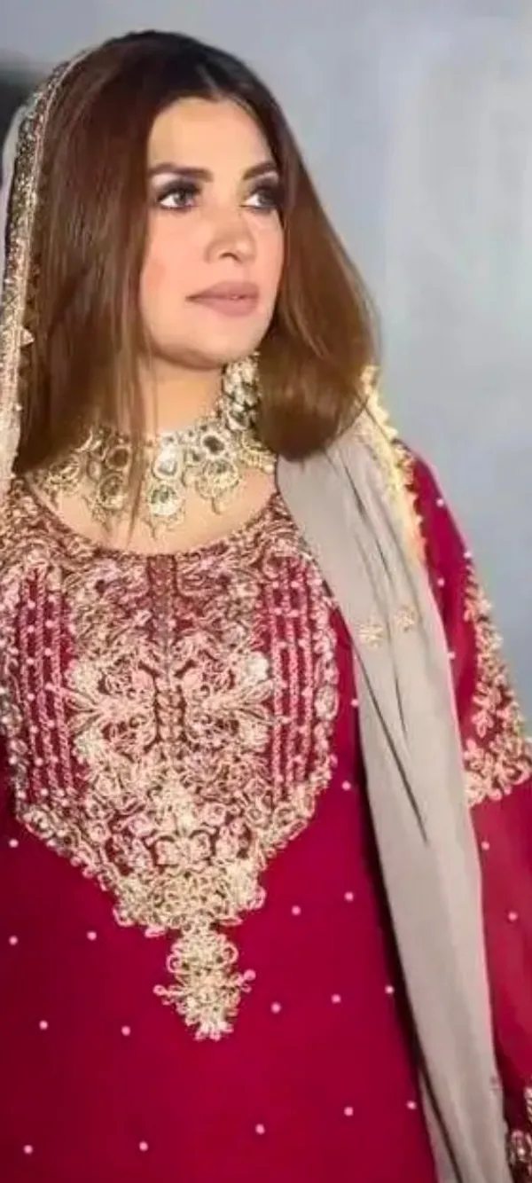 Indo_Arabic_3_Piece_Suit_Red_And_Creamy_Lilac