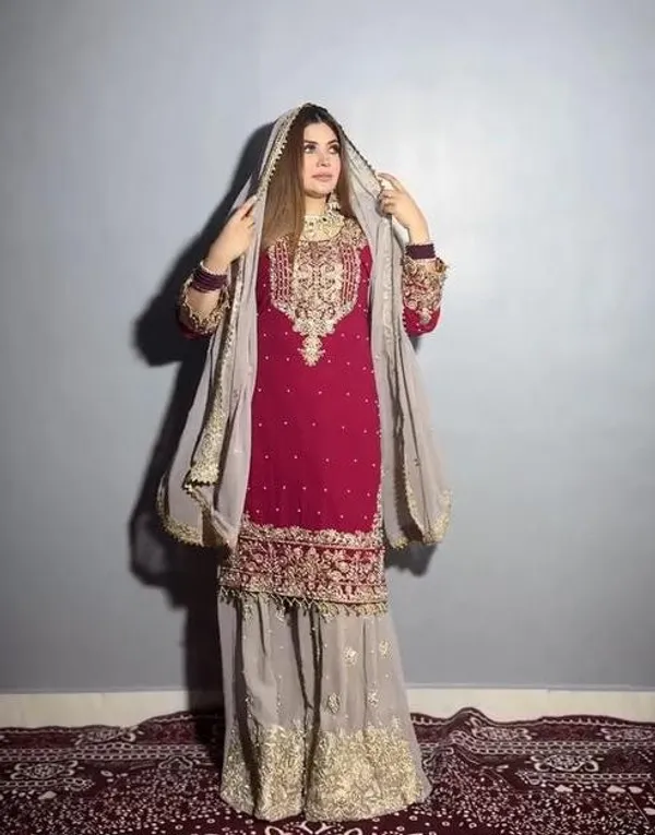 Indo_Arabic_3_Piece_Suit_Red_And_Creamy_Lilac