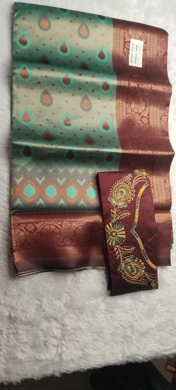 Semi_Banarasi_Zari_Fancy_Designer_Saree_With_Embroidery_Blouse_Piece
