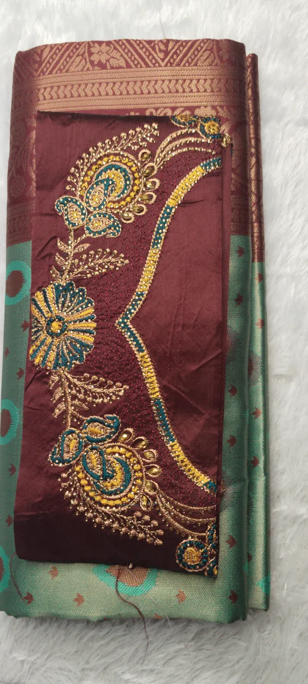 Semi_Banarasi_Zari_Fancy_Designer_Saree_With_Embroidery_Blouse_Piece