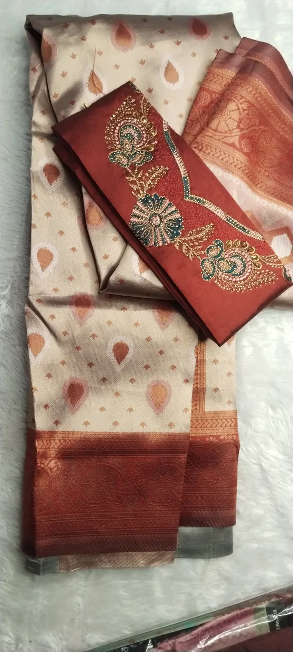Semi_Banarasi_Zari_Fancy_Designer_Saree_With_Embroidery_Blouse_Piece_1