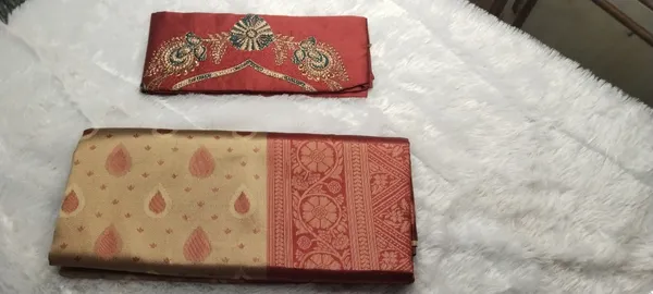 Semi_Banarasi_Zari_Fancy_Designer_Saree_With_Embroidery_Blouse_Piece_1