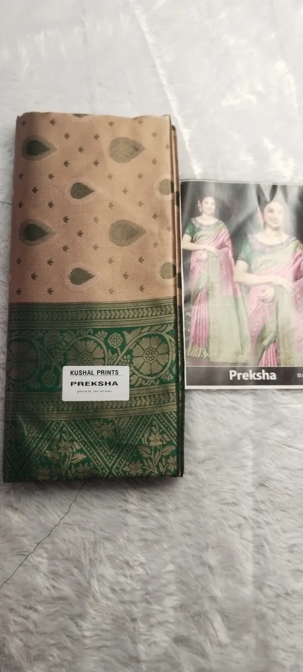 Semi_Banarasi_Zari_Fancy_Designer_Saree_With_Embroidery_Blouse_Piece_6