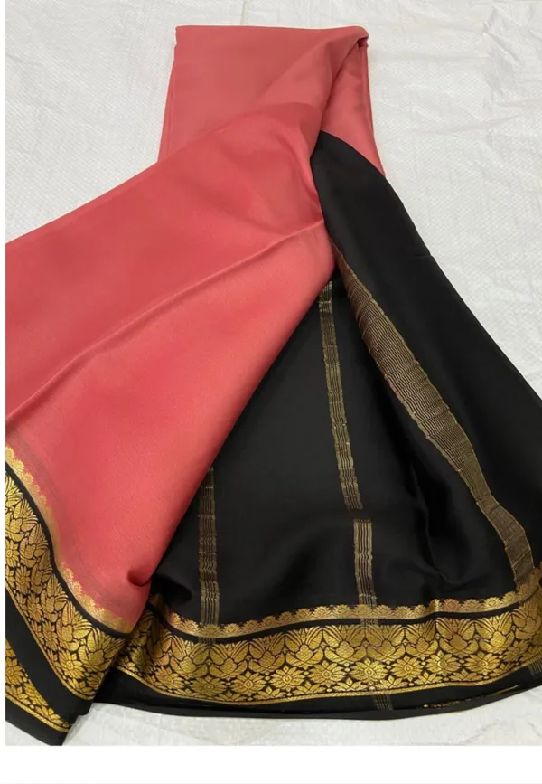 Lightweight_Contrast_Pallu_And_Contrast_Blouse_Pure_Mysore_Crepe_Silk_Sarees