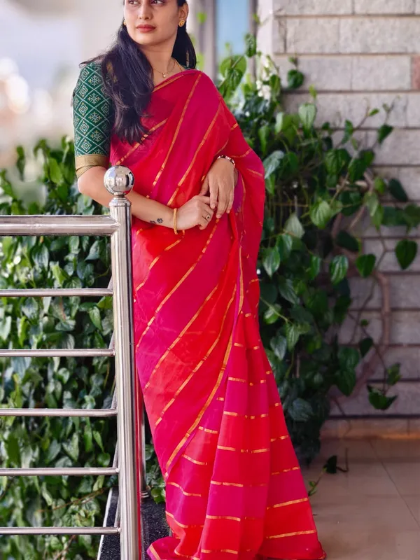 Zari_Stripe_Cotton_Saree