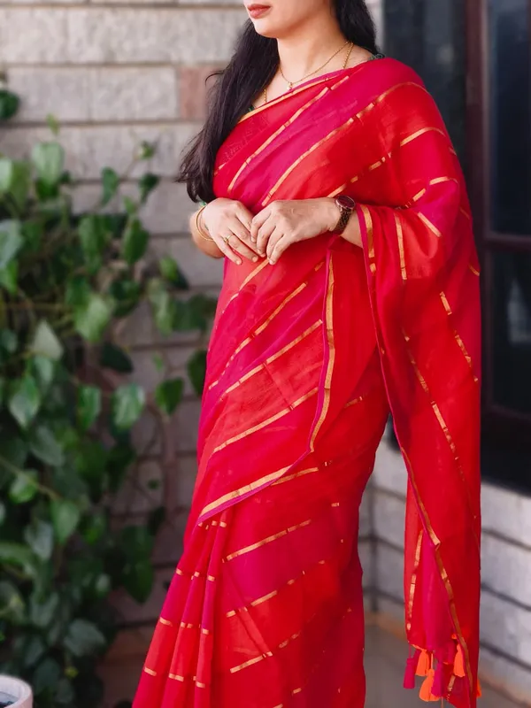 Zari_Stripe_Cotton_Saree