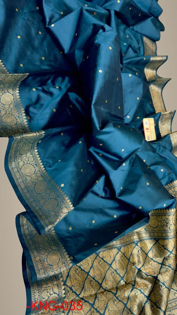 Skye_Blue_Pure_Katan_Kanjivaram_Silk_Saree_Handloom_Luxury_With_Antique_Zari