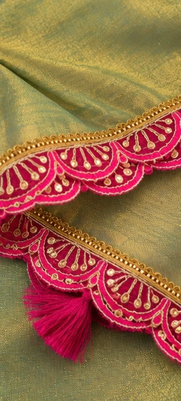 Cotton_by_tissue_lacework_saree