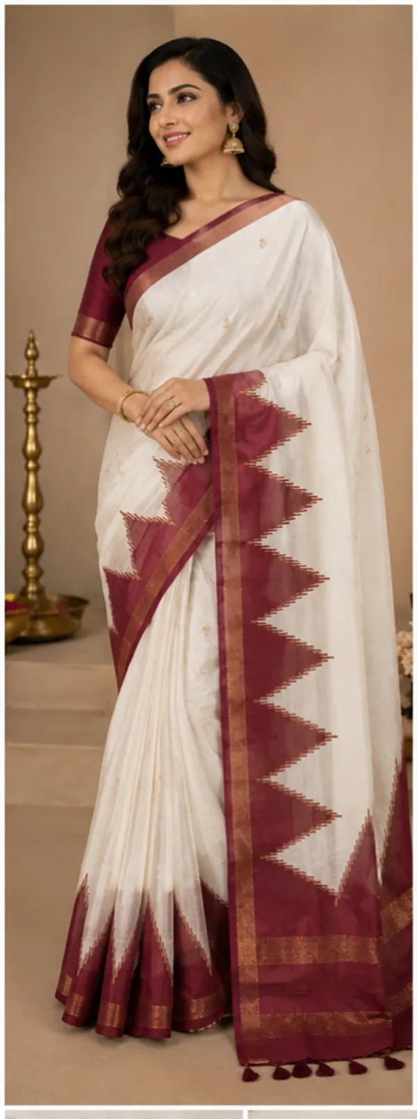 Dola_silk_saree_(Temple_border_half_white_and_maroon)