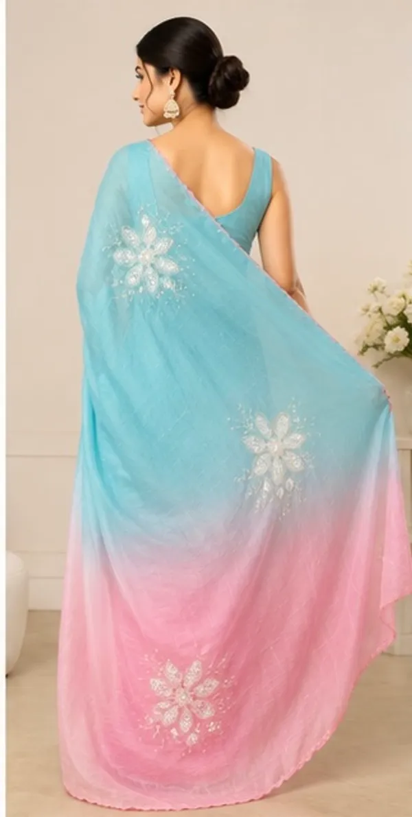 Floral_embroidery_dual_tone_saree